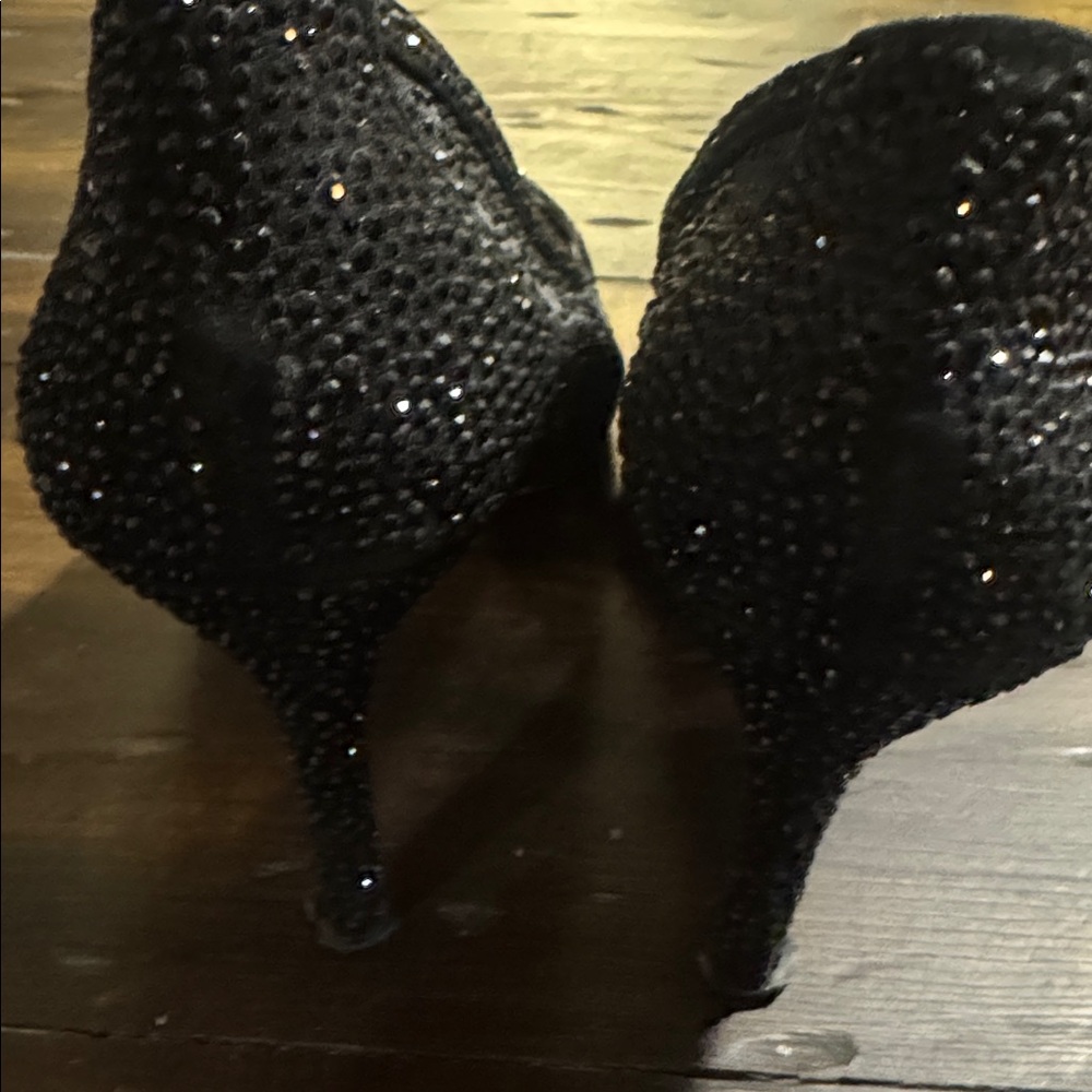 ANTONIO MELANI Black Pointed Toe Rhinestone Pumps-Size 10 - Picture 7 of 9